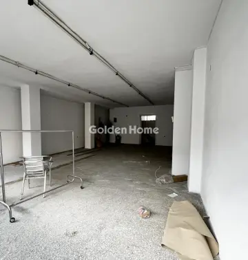 Independent Building 455m<sup>2</sup> for rent photo 3