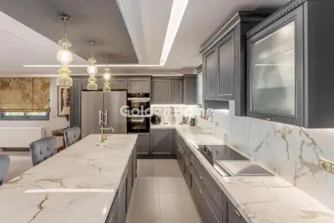 Golden Home Property Image