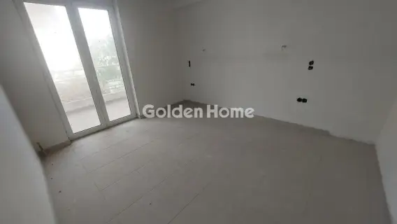 Building 520m<sup>2</sup> for rent photo 11