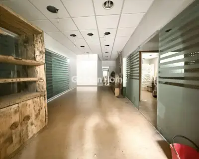 Warehouse 650m<sup>2</sup> for rent photo 2