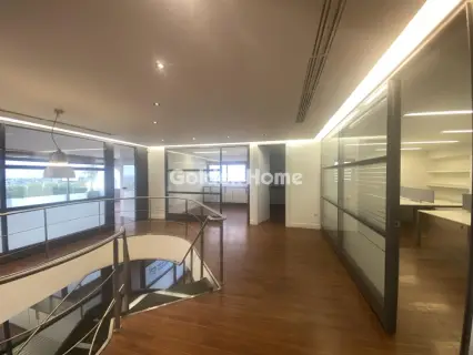 Office 700m<sup>2</sup> for rent photo 11