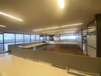 Office 700m<sup>2</sup> for rent photo 19