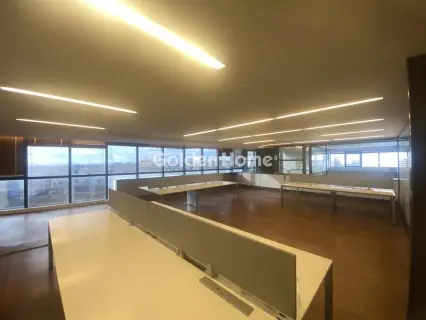 Office 700m<sup>2</sup> for rent photo 6