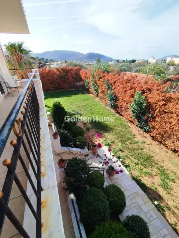 House 250m<sup>2</sup> for rent photo 24