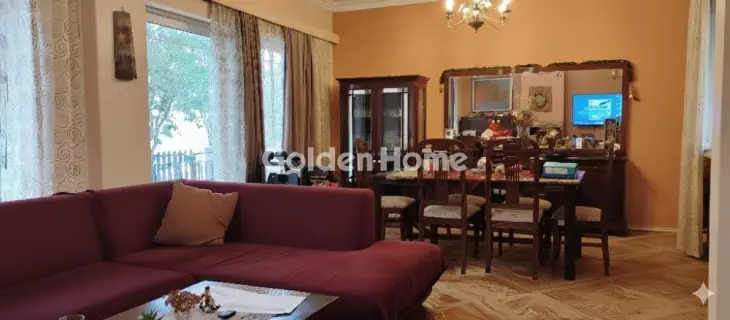 Maisonette Attached 303m<sup>2</sup> for sale photo 2