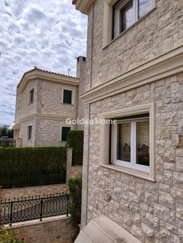 独立复式小屋 200m<sup>2</sup> for sale photo 3