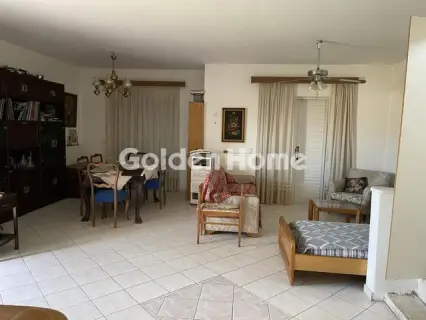 Independent Maisonette 197m<sup>2</sup> for sale photo 2