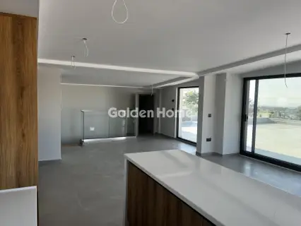 Οροφομεζονέτα 165τ.μ. προς πώληση φωτογραφία 2