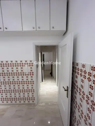 Apartment 81m<sup>2</sup> for rent photo 4