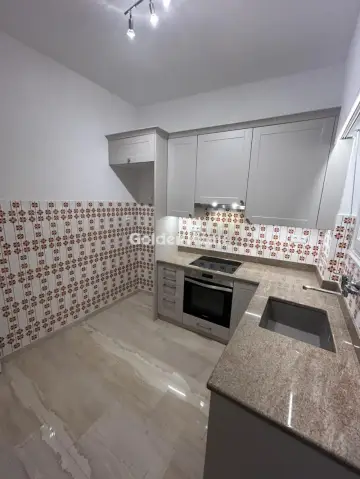 Apartment 81m<sup>2</sup> for rent photo 2