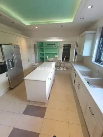 House 270m<sup>2</sup> for sale photo 47