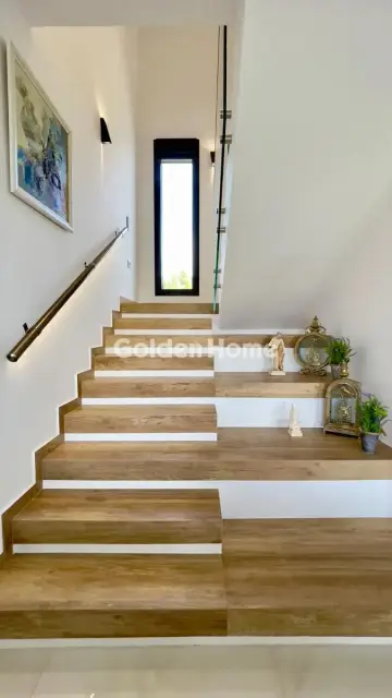 House 350m<sup>2</sup> for sale photo 15