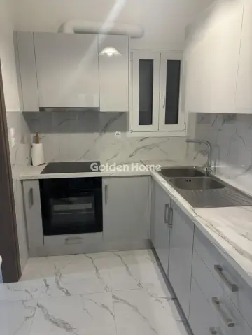 Floor Apartment 93m<sup>2</sup> for rent photo 1