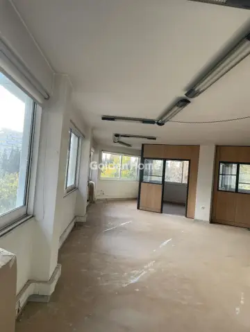 Office 160m<sup>2</sup> for rent photo 6