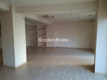 独立建筑 399m<sup>2</sup> for rent photo 5184976