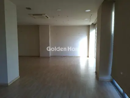 独立建筑 399m<sup>2</sup> for rent photo 5184987