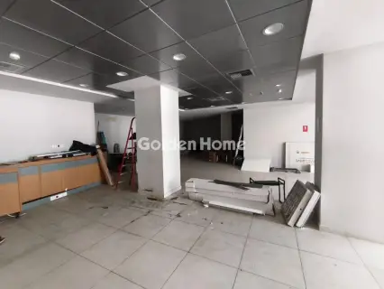 Store 200m<sup>2</sup> for rent photo 6