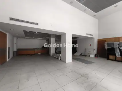 Store 200m<sup>2</sup> for rent photo 5