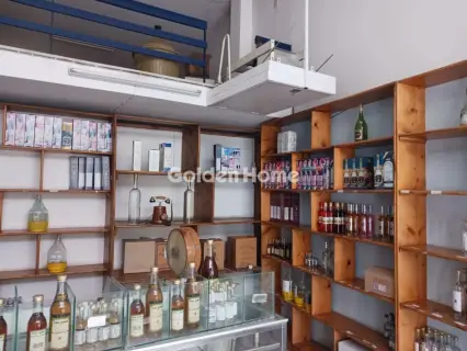 Store 60m<sup>2</sup> for rent photo 1