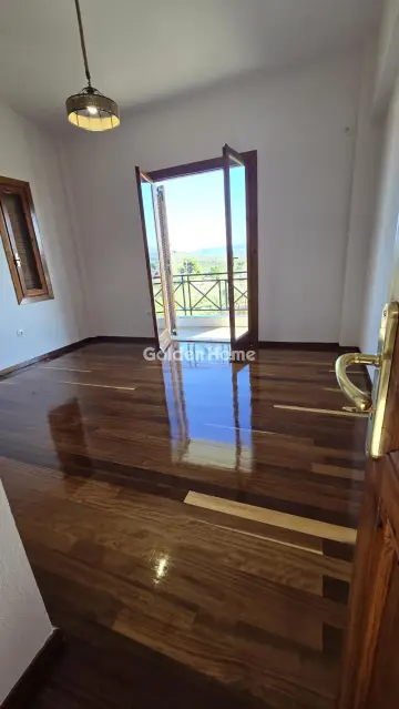 Floor Apartment 105m<sup>2</sup> for sale photo 4