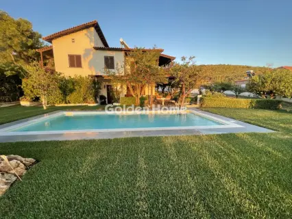 House 157m<sup>2</sup> for rent photo 2