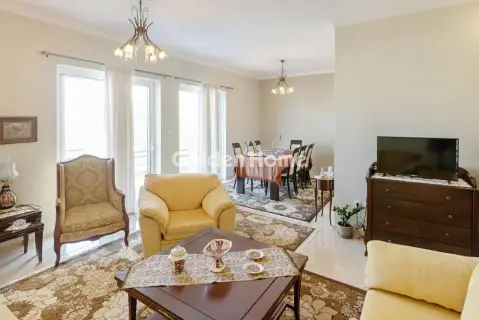 Independent Maisonette 188m<sup>2</sup> for sale photo 4