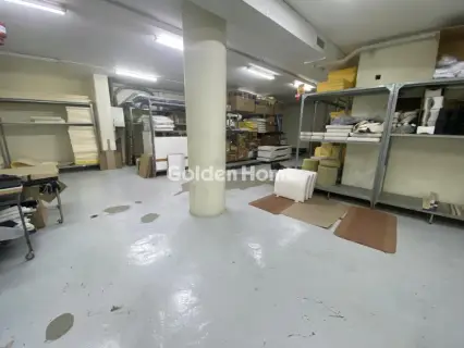 仓库 190m<sup>2</sup> for rent photo 1