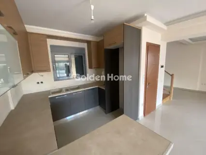 Independent Maisonette 164m<sup>2</sup> for sale photo 10