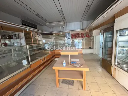店铺 231m<sup>2</sup> for sale photo 1