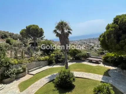 House 530m<sup>2</sup> for sale photo 2