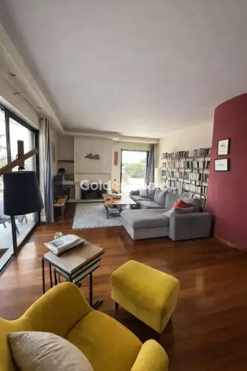 Penthouse 110m<sup>2</sup> for rent photo 13