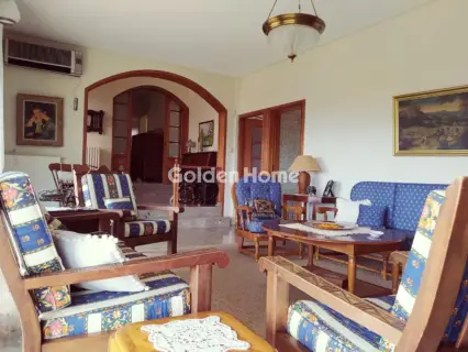 House 235m<sup>2</sup> for rent photo 11