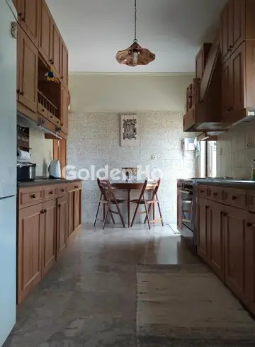 House 235m<sup>2</sup> for rent photo 12