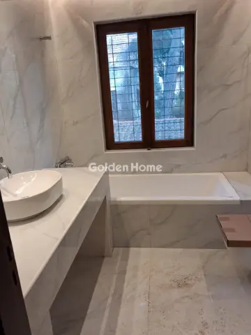 Maisonette Attached 227m<sup>2</sup> for rent photo 14