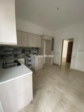 Floor Apartment 100m<sup>2</sup> for rent photo 5310663