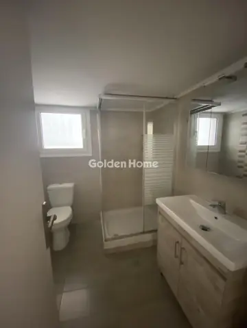 Floor Apartment 100m<sup>2</sup> for rent photo 5310679