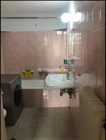 Penthouse 30m<sup>2</sup> for rent photo 16