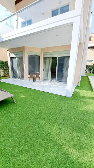 Independent Maisonette 380m<sup>2</sup> for rent photo 3