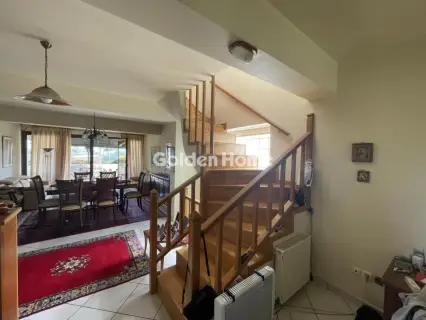 Independent Maisonette 198m<sup>2</sup> for sale photo 4