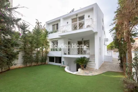 House 330m<sup>2</sup> for sale photo 9