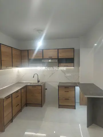 Apartment 77m<sup>2</sup> for sale photo 4