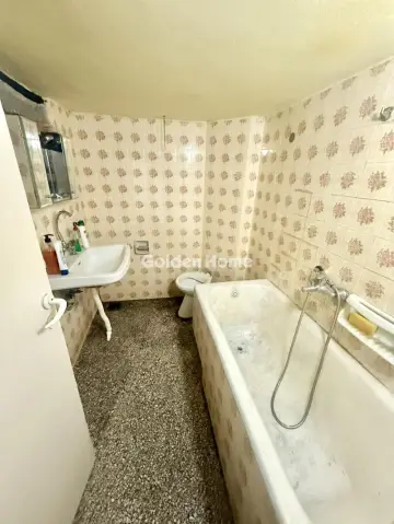 Building 180m<sup>2</sup> for sale photo 5346882