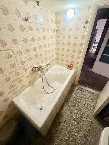 Building 180m<sup>2</sup> for sale photo 5346882