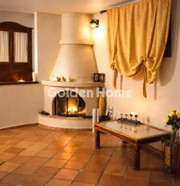 House 260m<sup>2</sup> for rent photo 5