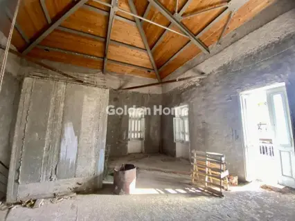 House 300m<sup>2</sup> for sale photo 19