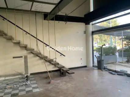 店铺 85m<sup>2</sup> for rent photo 2