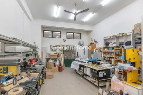 店铺 76m<sup>2</sup> for sale photo 2