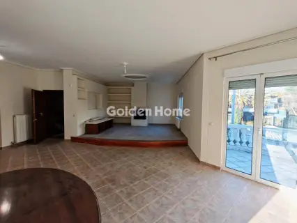 Floor Apartment 156m<sup>2</sup> for rent photo 5268439