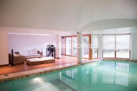 House 700m<sup>2</sup> for sale photo 7