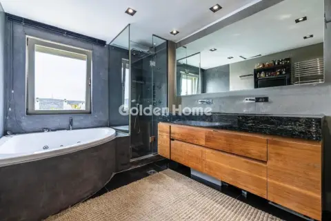 Independent Maisonette 500m<sup>2</sup> for rent photo 17